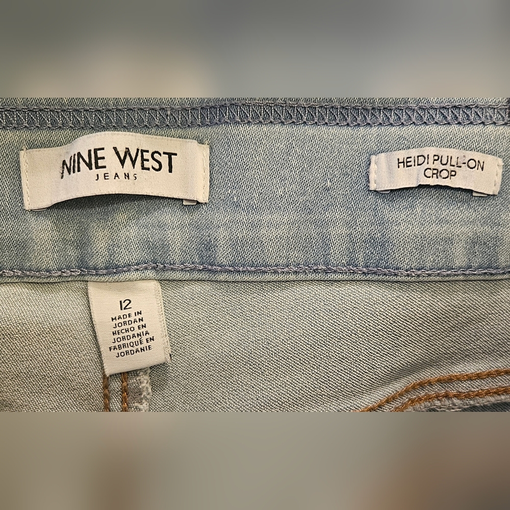Nine West Heidi Pull-on Cropped Jeggings - Picture 3 of 3